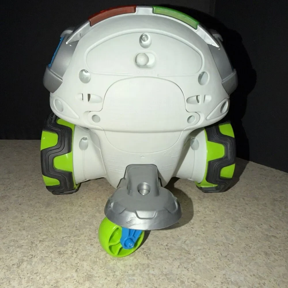 Robot Fisher Price Moby Interactive Dancing Games Educational Talking Lights Fun